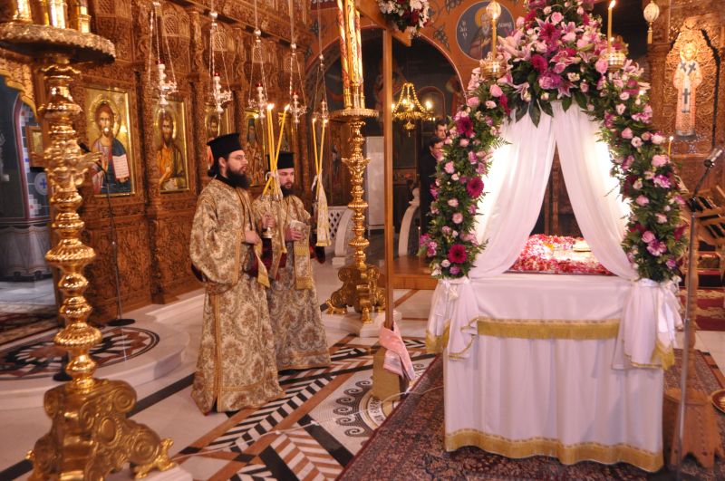 Τά ἅγια Πάθη τοῦ Κυρίου μας ἡ Ἀποκαθήλωσις καί ὁ Ἐπιτάφιος στόν Ἱερό Μητροπολιτικό Ναό Δράμας